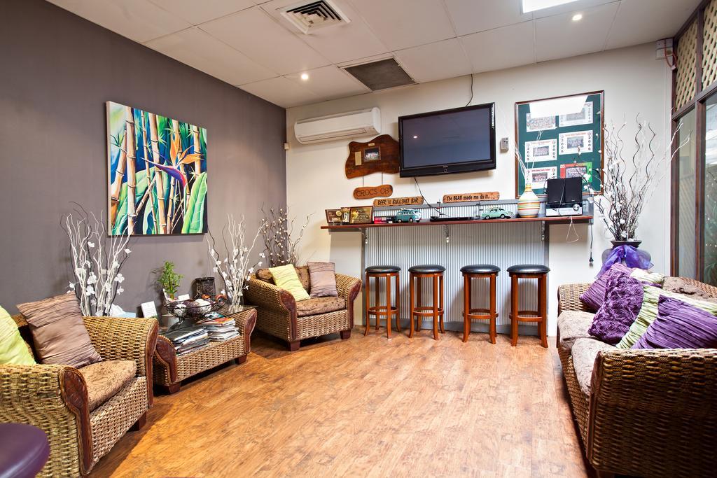 Sarina Motor Inn Экстерьер фото